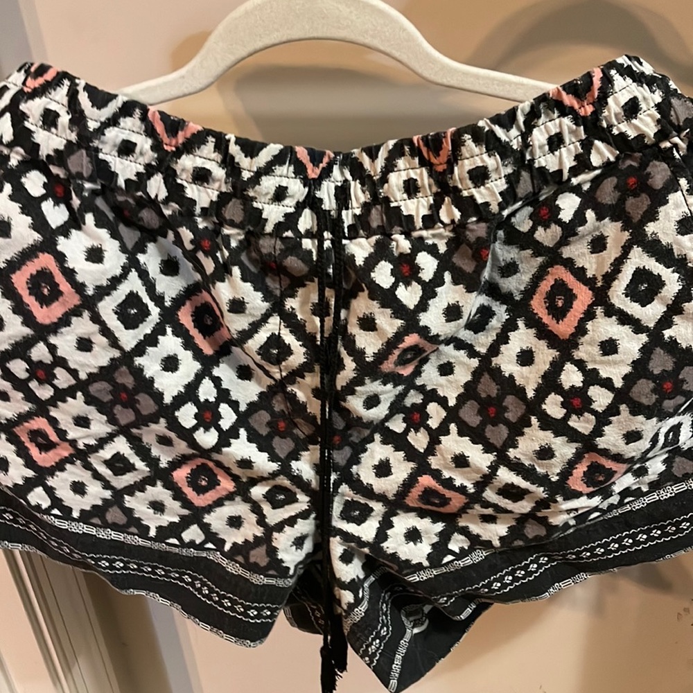 Loft pull on shorts